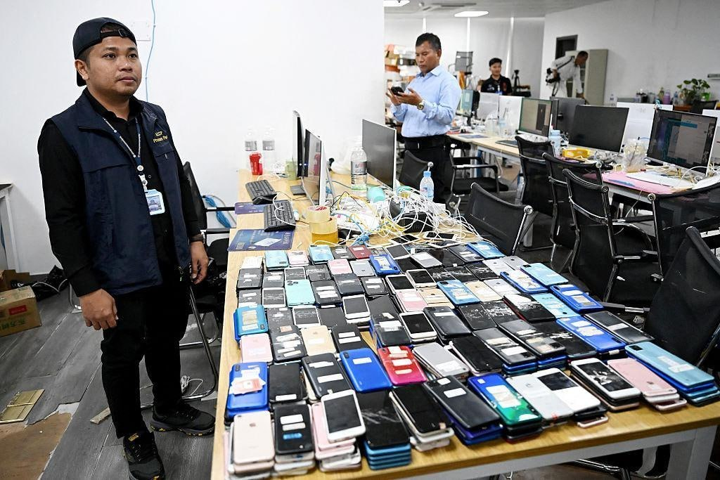 有当地华人表示： “现在很多人晚上都不敢乱跑。”